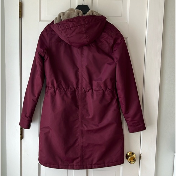 Insulated hooded parka - Picture 3 of 11